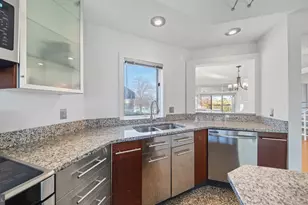 2106 Chesapeake Harbour Dr, Annapolis, MD 21403 - Photo 10