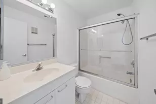 2106 Chesapeake Harbour Dr, Annapolis, MD 21403 - Photo 18