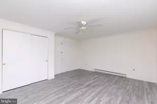 17 2nd Ave, Baltimore, MD 21225 - Photo 8