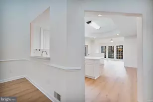 355 Southport Dr, Edgewater, MD 21037 - Photo 12