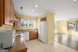 1639 Elkridge Dr, Edgewater, MD 21037 - Photo 10