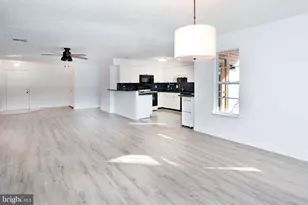 629 Admiral Dr, Annapolis, MD 21401 - Photo 14
