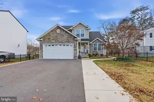 216 Daffodil Rd, Glen Burnie, MD 21060 - Photo 4