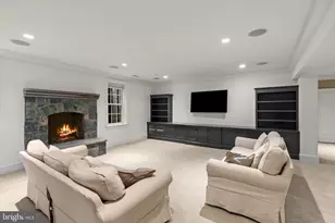 219 Wardour Dr, Annapolis, MD 21401 - Photo 36