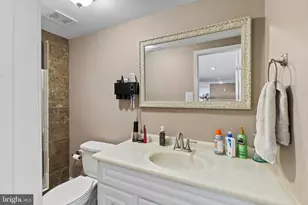 7580 Beach Dr, Pasadena, MD 21122 - Photo 24