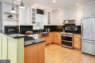 206 Armstrong Ln, Pasadena, MD 21122 - Photo 16