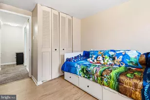 450 West Ct, Glen Burnie, MD 21061 - Photo 12