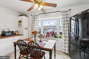 1091 Notley Ct, Pasadena, MD 21122 - Photo 8