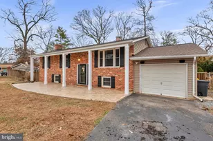 151 Long Point Ct, Pasadena, MD 21122 - Photo 4