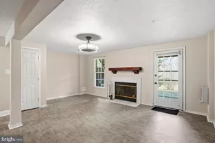 570 Quaker Ridge Ct, Arnold, MD 21012 - Photo 8