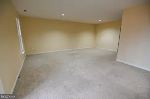 207 Edge Creek Ln, Odenton, MD 21113 - Photo 12