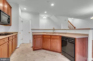 3510 Carriage Walk Ln, Laurel, MD 20724 - Photo 14