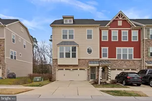 8286 Hickory Hollow Dr, Glen Burnie, MD 21060 - Photo 2
