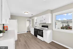 8421 Spring Rd, Pasadena, MD 21122 - Photo 10