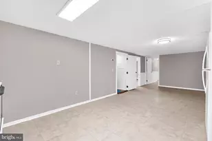 8421 Spring Rd, Pasadena, MD 21122 - Photo 22