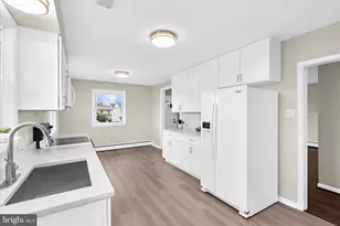 8421 Spring Rd, Pasadena, MD 21122 - Photo 10