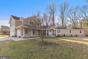 518 N Old Hammonds Ferry Rd, Linthicum Heights, MD 21090 - Photo 2