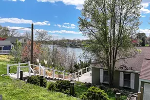 811 Long Cove Rd, Glen Burnie, MD 21060 - Photo 38