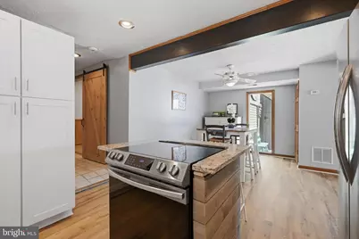 811 Long Cove Road, Glen Burnie, MD 21060 - Photo 34
