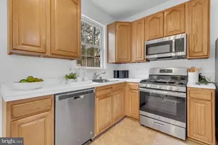 7836 Canter Ct, Severn, MD 21144 - Photo 4