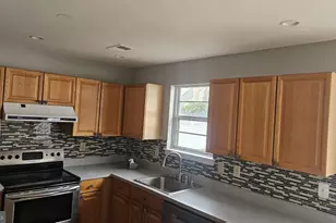 2322 Nantucket Dr, Crofton, MD 21114 - Photo 2