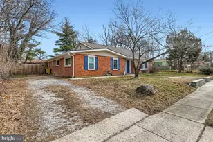 1121 Nottingham Dr, Glen Burnie, MD 21061 - Photo 24