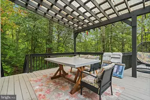 2023 Huntcliff Dr, Gambrills, MD 21054 - Photo 48