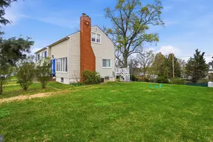 206 Mountain Rd, Linthicum Heights, MD 21090 - Photo 2