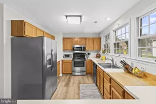 1004 Summer Hill Dr, Odenton, MD 21113 - Photo 10
