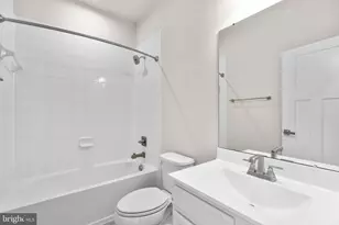 562 White Oak Dr, Glen Burnie, MD 21060 - Photo 20