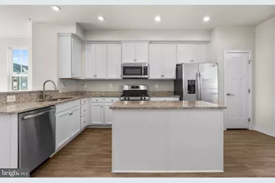 562 White Oak Drive, Glen Burnie, MD 21060 - Photo 12