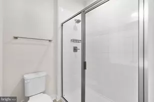 562 White Oak Dr, Glen Burnie, MD 21060 - Photo 28