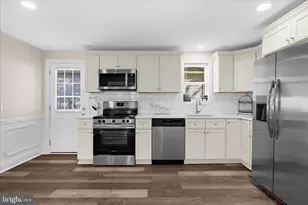 7815 E Rd, Pasadena, MD 21122 - Photo 2