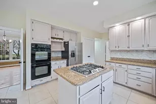 1324 Pleasant Meadow Rd, Crofton, MD 21114 - Photo 6