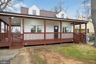 318 Holy Cross Rd, Baltimore, MD 21225 - Photo 2