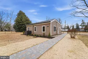 611 Tebbston Dr, Pasadena, MD 21122 - Photo 1