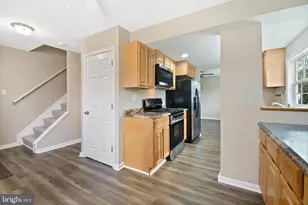 137 Arundel Rd, Pasadena, MD 21122 - Photo 2