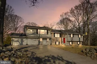 876 Shore Acres Rd, Arnold, MD 21012 - Photo 2