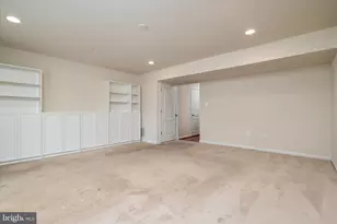 670 Warblers Perch Wy, Glen Burnie, MD 21060 - Photo 8