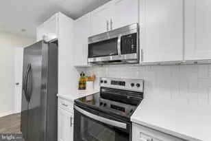 723 Cotter Rd, Glen Burnie, MD 21060 - Photo 4