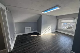 208 4th Ave, Baltimore, MD 21225 - Photo 10