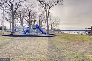 4929 Aspen St, Shady Side, MD 20764 - Photo 40