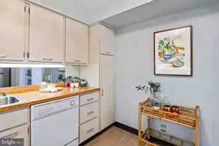 100 Severn Ave, Annapolis, MD 21403 - Photo 26