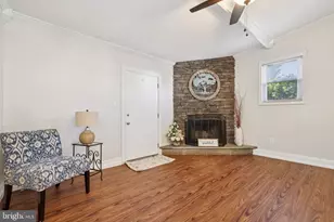 8562 Beacon Point Rd, Pasadena, MD 21122 - Photo 4