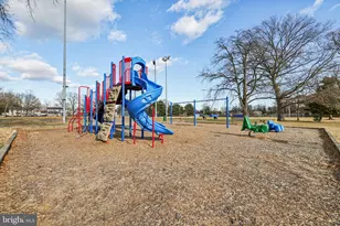 8562 Beacon Point Rd, Pasadena, MD 21122 - Photo 48