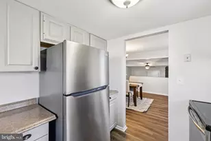 8562 Beacon Point Rd, Pasadena, MD 21122 - Photo 14