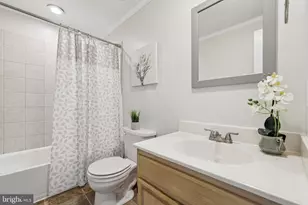 8562 Beacon Point Rd, Pasadena, MD 21122 - Photo 26