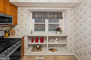 533 Chalet Dr W, Millersville, MD 21108 - Photo 14