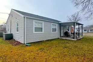 1046 Thomas Rd, Glen Burnie, MD 21060 - Photo 4