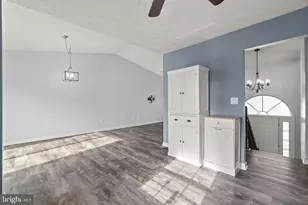 1821 Division Rd, Pasadena, MD 21122 - Photo 12